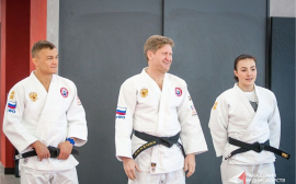 Андрей Рожков провёл в Екатеринбурге открытую тренировку по семейному дзюдо
