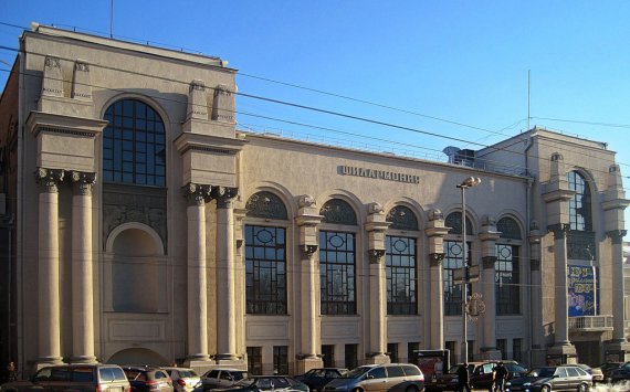 Свердловской филармонии выделят 300 млн рублей на новый зал