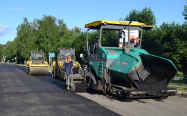 В Екатеринбурге проспект Ленина начали покрывать гранитом раньше времени