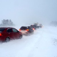 Из-за плохих погодных условий МЧС открыло линию для водителей