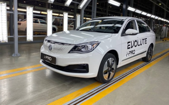 Банк «Открытие» запустил партнерские программы автокредитования на электромобили Evolute