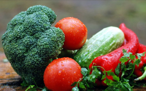 В Свердловской области продолжаются сезонные скачки цен на овощи