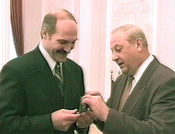 Эдуард Россель на рабочей встрече с президентом Беларуси Александром Лукашенко